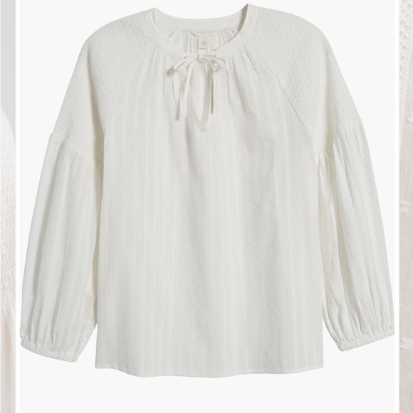 CASLON SMOCKED SWISS DOT PEASANT TOP NEW!! - Picture 3 of 4